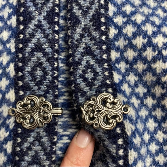 SKYR Nordic Fair Island Wool Sweater Blue medium broken clasp - Picture 2 of 6